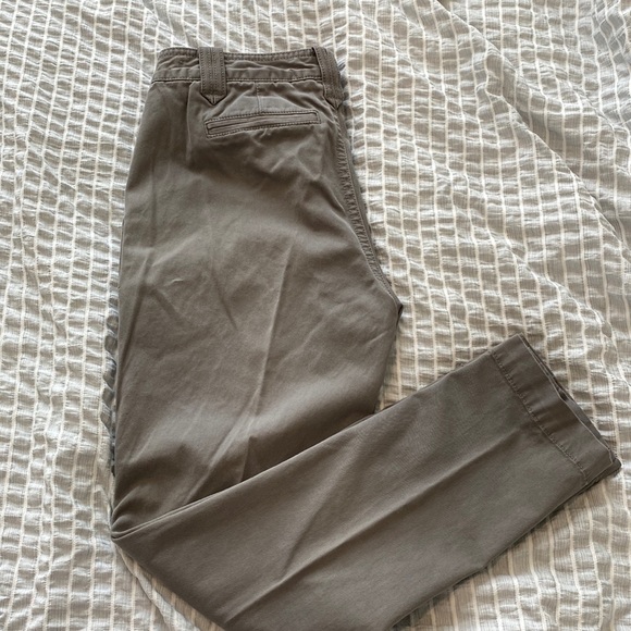 Banana Republic Gray Pants - Picture 1 of 4